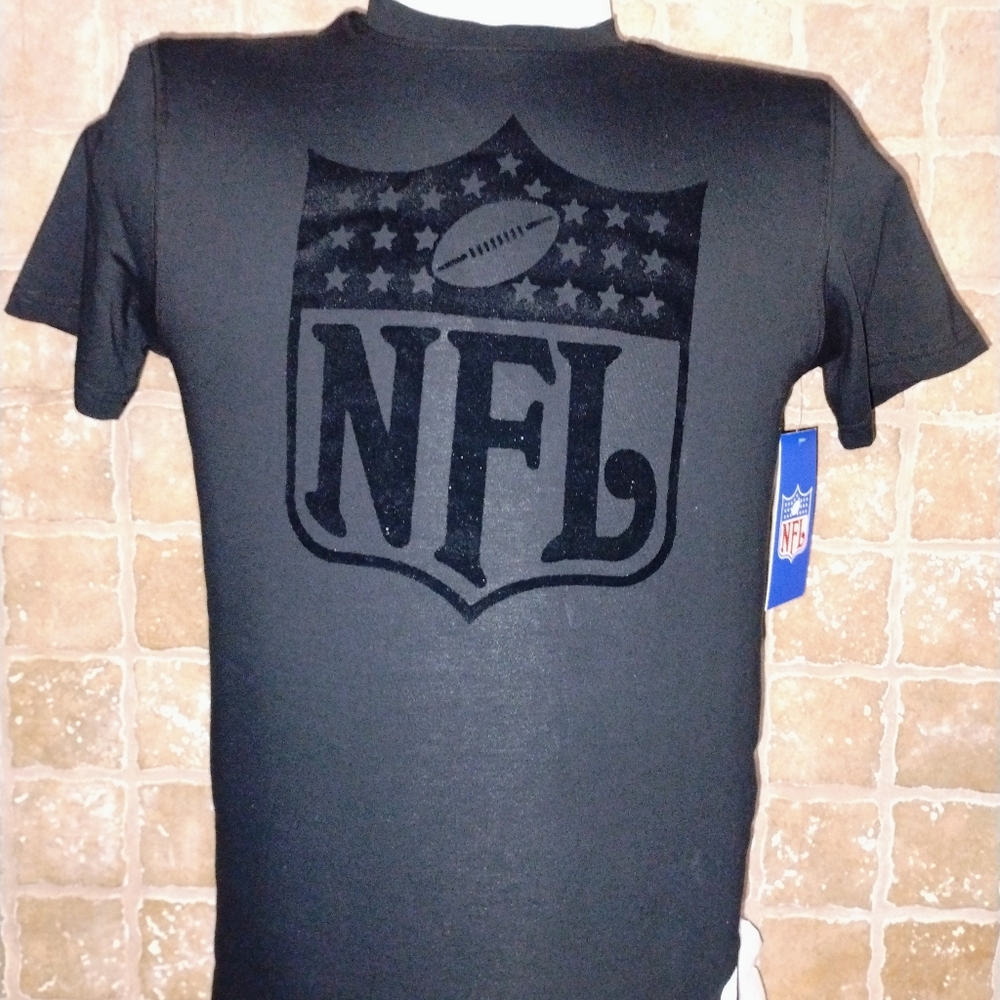 NFL Adult Black T-Shirt NWT